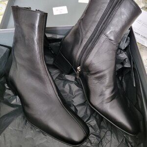 Aquatalia Selini Black Nappa Leather Boots Size 7.5 New